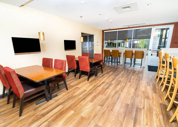 Towneplace Suites By Marriott Las Vegas Stadium District